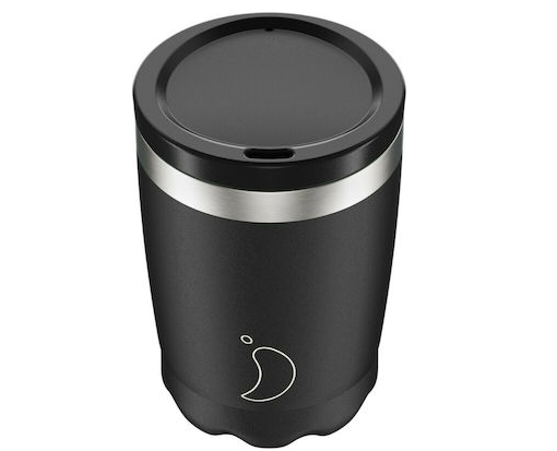 6 Ένα CHILLYS TUMBLER σε λευκό φόντο, ιδανικό για εταιρικά δώρα και διαφημιστικές καμπάνιες.
