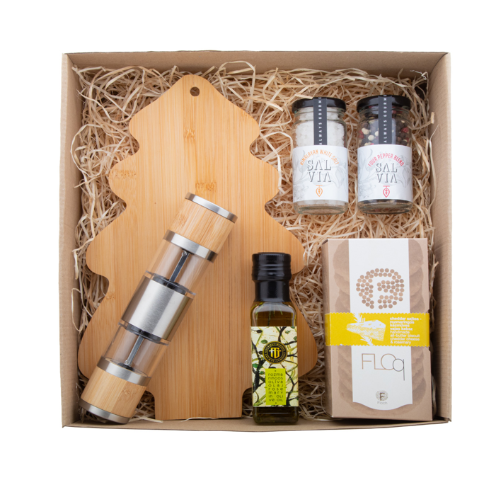 Screenshot_10 Μια ξύλινη κούτα με μπαχαρικά, ελιές και το Σετ Δώρου Σερβιρίσματος Τυριού για τα Χριστούγεννα.