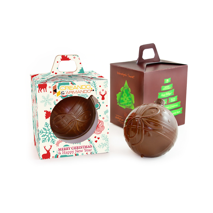 Screenshot_15 Μια Χριστουγεννιάτικη Σοκολάτα - Custom μπάλα δίπλα σε ένα χριστουγε